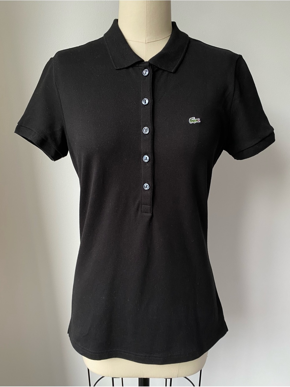 Lacoste Women's Black Slim Fit Cotton Polo Shirt Size S/4 (No Tag)